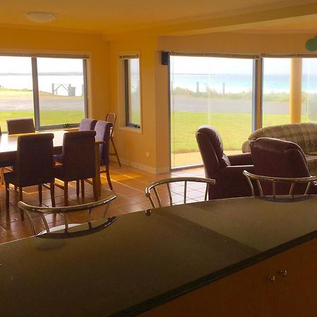 Horizons Beachfront Apartment Port Fairy Exterior photo