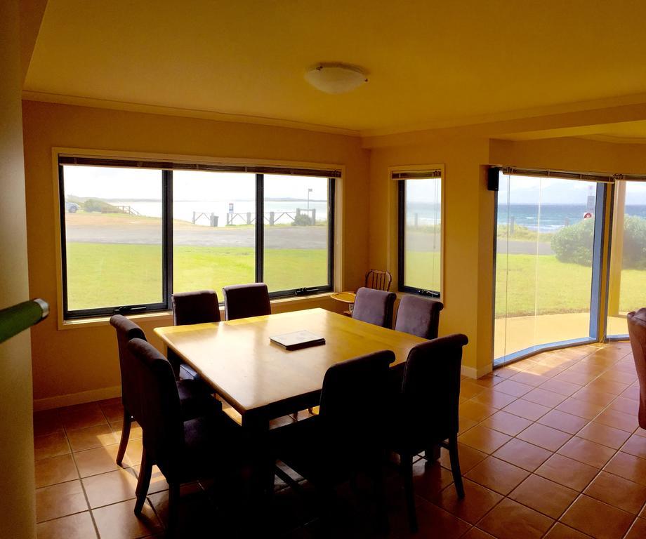 Horizons Beachfront Apartment Port Fairy Exterior photo